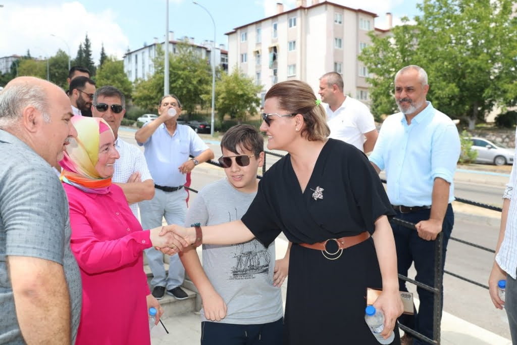İzmit Belediyesi Aquapark’ı yeni yüzüyle hizmet vermeye yeniden başlarken yoğun ilgi sebebiyle hafta içi ve hafta sonu hizmet saatleri uzatıldı