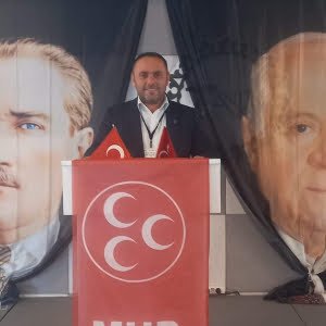 Kocaeli’de MHP İzmit İlçe Başkan Yardımcısı Hüseyin Keleş, AKP Kocaeli milletvekili Emine Zeybek’in oğluna sert sözlerle yüklendi 