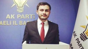Görevinden istifası sonrası AKP Kocaeli İl Gençlik Kolları eski Başkanı Baki Özdemir, Cumhurbaşkanı Recep Tayyip Erdoğan’ın yarın İzmit Milli İrade Meydanı’nda gerçekleştireceği miting öncesi dikkat çekici bir paylaşımda bulundu.