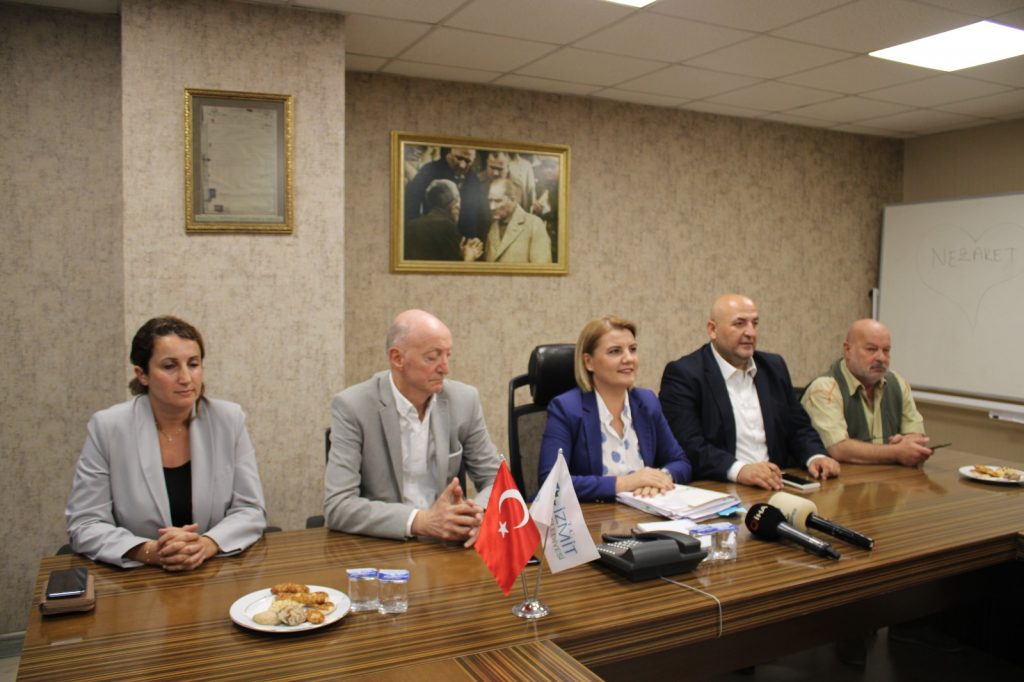 hurriyet basin toplantisi