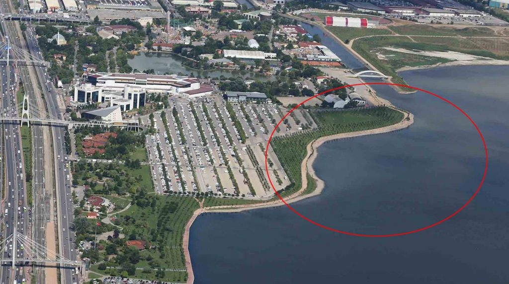 Kocaeli Büyükşehir Belediyesi'nin cami yapmayı planladığı alan 