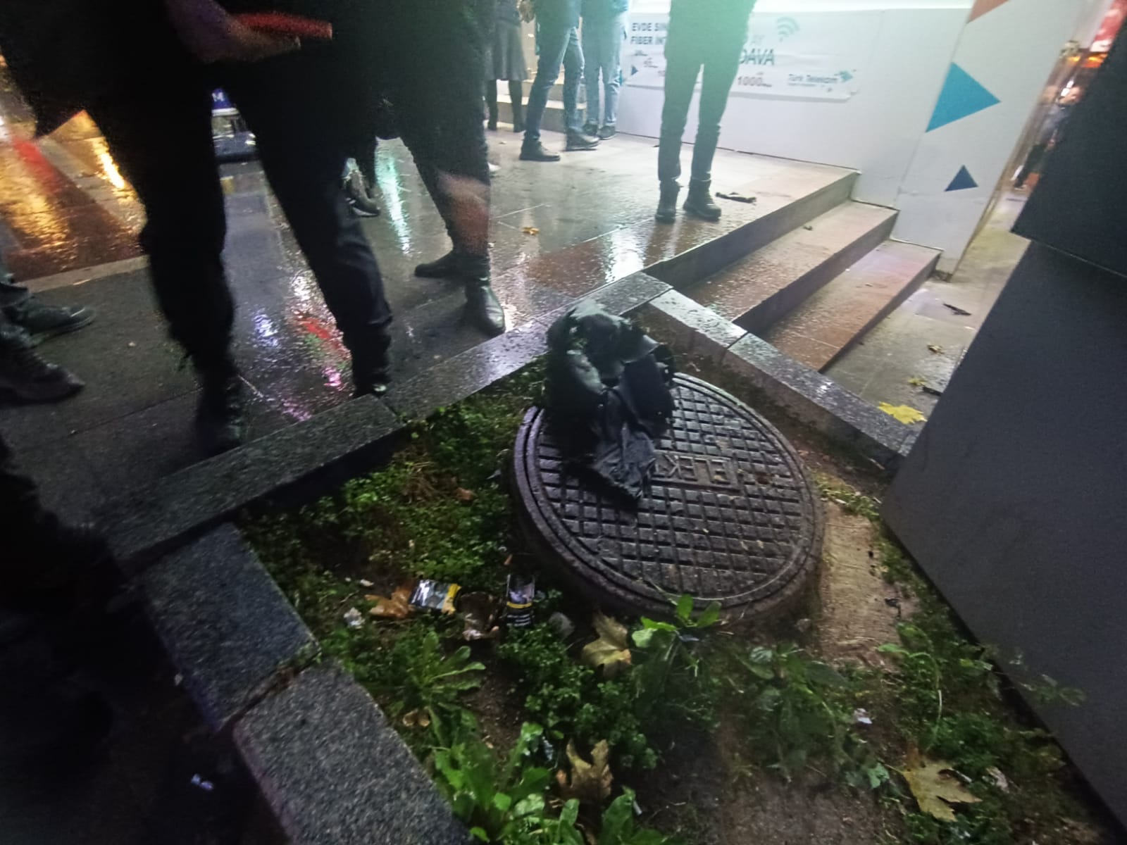 737250ce 1681 47eb 92e9 2720f5a3c31c