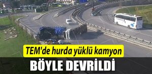 Kocaeli TEMde hurda yuklu kamyon boyle devrildi