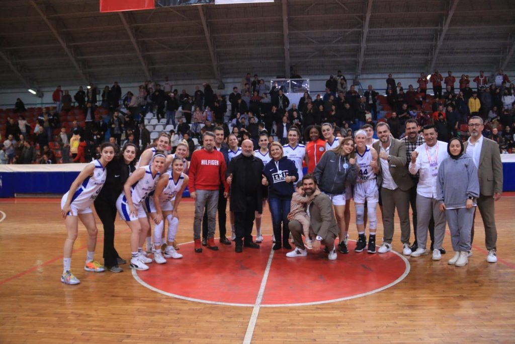 Izmitin Peri masali suruyor 7859 3