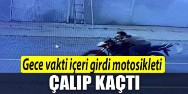 Kocaeli de Gece vakti iceri girdi Hem motosikleti hem kaski caldi