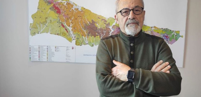 prof dr naci gorurden sarsinti bildirisi hepimiz hataliyiz SmzTjvG5