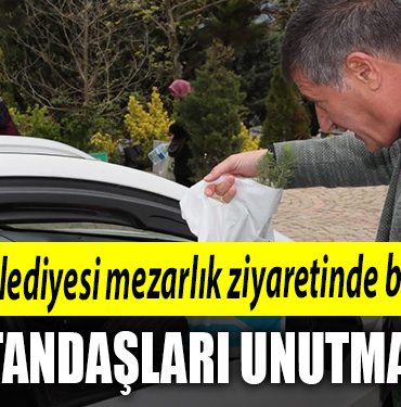 Izmit Belediyesi mezarlik ziyaretinde bulunan vatandaslari unutmadi