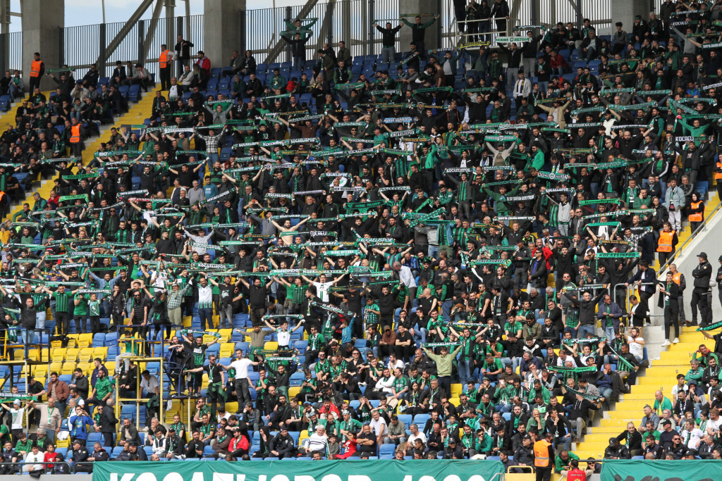 SPOR TOTO 2. LİG: ETİMESGUT BELEDİYESPOR: 0 KOCAELİSPOR: 3