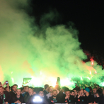 KOCAELİSPOR ŞAMPİYONLUĞU COŞKUYLA KUTLADI KOCAELİSPOR'UN ŞAMPİYONLUK COŞKUSUYLA SEKAPARK ALEV ALDI