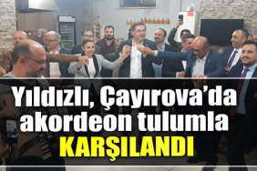 CHP Kocaeli Milletvekili adayı Harun Yıldızlı, Çayırova’da akordeon tulumla karşılandı