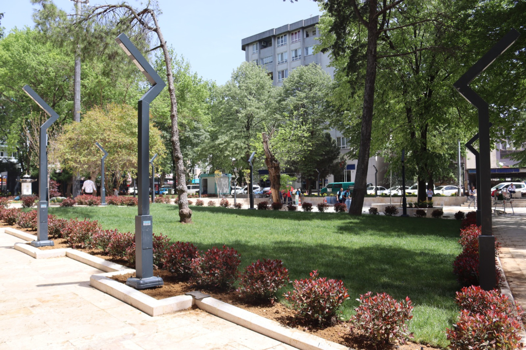 Yeni Cuma Parki çalismalarinda son asamaya gelindi (3)