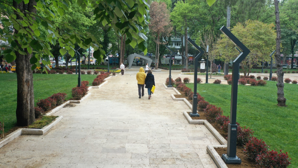 Yeni Cuma Parki çalismalarinda son asamaya gelindi (7)