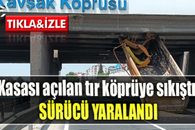 Kocaeli' de Kasası açılan tır köprüye sıkıştı Sürücü yaralandı