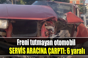 Kocaeli' de Freni tutmayan otomobil servis aracına çarptı 6 yaralı