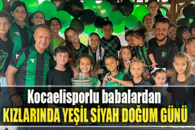 Kocaelisporlu babalardan kızlarına Yeşil Siyah doğum günü