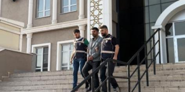 42 yil hapis cezasiyla araniyordu yakalandi ON8b4UcB.jpg