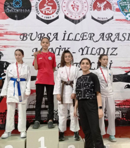 KÖRFEZLİ KARATECİLER BURSA'DA FIRTINA GİBİ ESTİ
