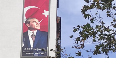 Atatürkü’ ü kullanarak kaçak reklam yapan firmaya tepki (2)