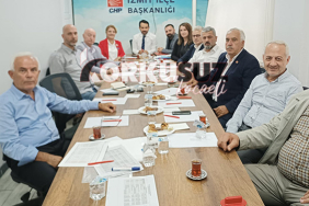 CHP İzmit İlçe' de ilk grup toplantısı. Gökhan Ercan örgütü toparlıyor