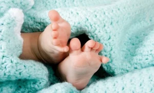 İzmit’te dere kenarına 3 günlük bebek bulundu
