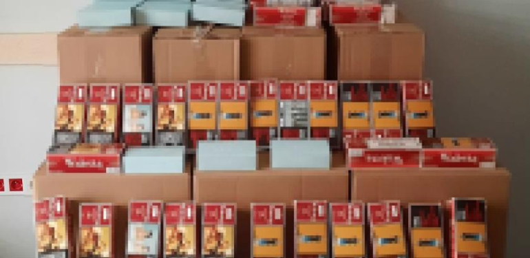 Kocaeli' de 130 bin gümrük kaçağı makaron ele geçirildi