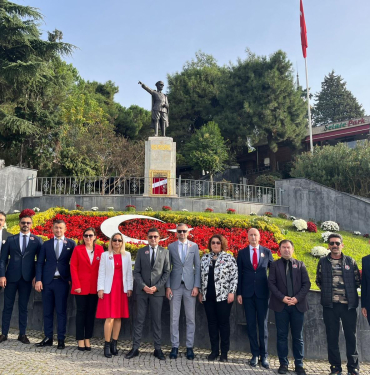 TES'ten vatandaşlara 100. yıl bayrağı