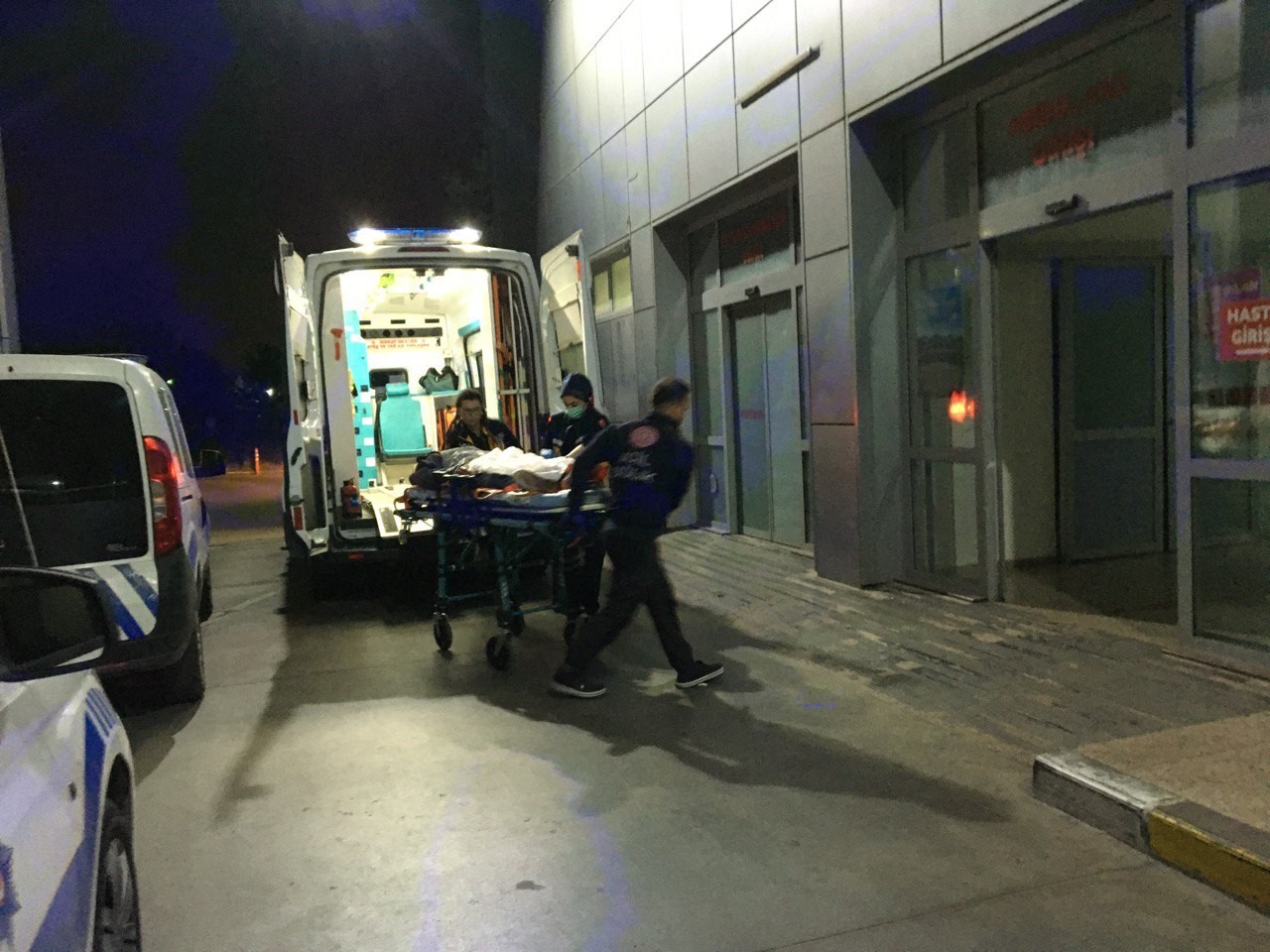 alacagini isteyen yasli adami tabancayla vurarak yaraladi 2n5g17Gd.jpg