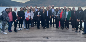 iyi parti övgü