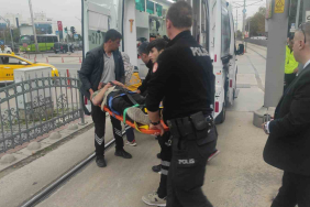 kocaelide tramvayin carptigi yaya yaralandi VwyZ9127.jpg