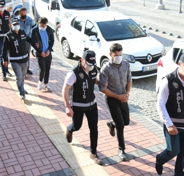 Jandarma’dan Kocaeli' de FETÖ’den aranan şahsa operasyon