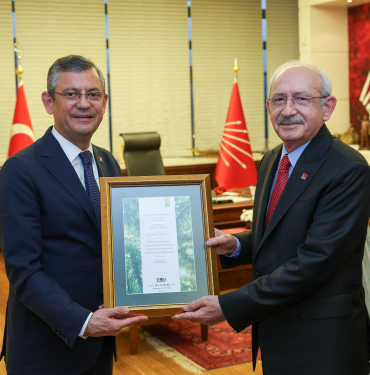 CHP'DE DEVİR TESLİM TÖRENİ