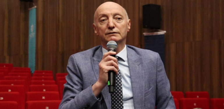 Özmural’dan Büyükakın’a ’haciz’ cevabı Bu işin içinde olduğunuz belli oluyor