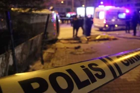 Sokakta başından vurulmuş ağır yaralı olarak bulundu