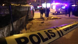 Sokakta başından vurulmuş ağır yaralı olarak bulundu