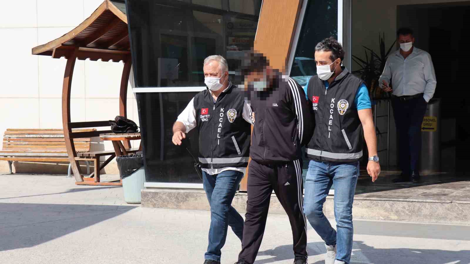 araciyla seyir halindeyken basindan vurularak oldurulen gencin sanigina muebbet talebi D9mlI6mE.jpg