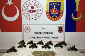 durdurulan aractan 11 tabanca cikti cw9eqjUq.jpg