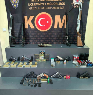 es zamanli silah kacakciligi operasyonu 23 gozalti bDE3b5Rn.jpg