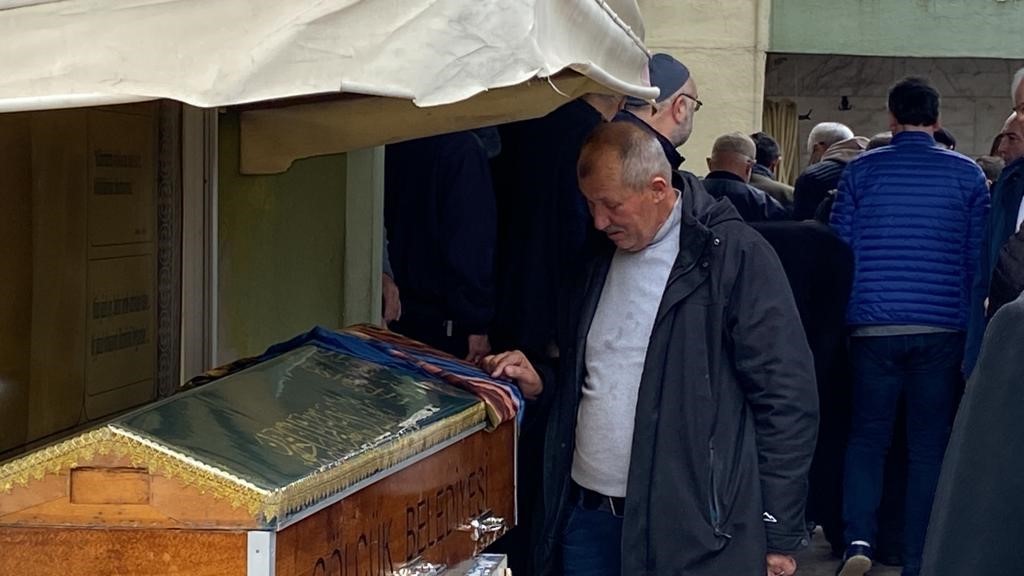 feci kazada hayatini kaybeden kizina son bakis NcZEcBMr.jpg