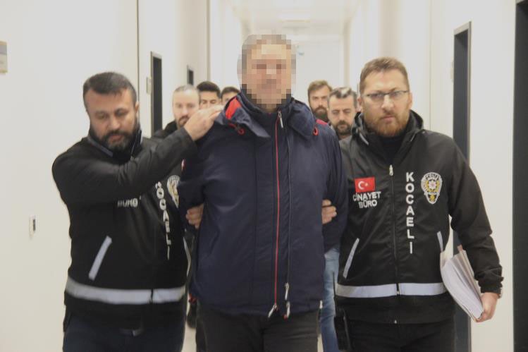 her detayi kan dondurdu cesedi parcalayip asitle eritmisler enFcZnN6.jpg