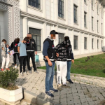 hirsizlik sucundan yakalandi kucaginda bebekle adliyeye sevk edildi bGej94Sv.jpg