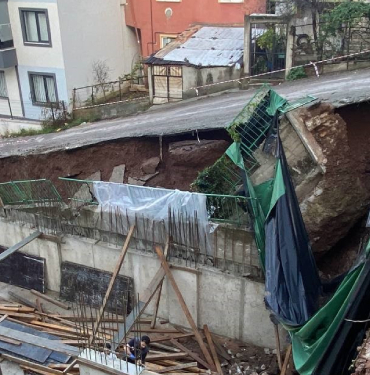 istinat duvarı ve yol