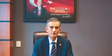 iyi partili dikbayir aksenerin oglu poset poset para dagitti 1QzMMy2M.jpg