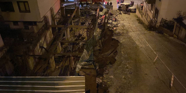 izmit te ayni mahallede ikinci kez istinat duvari ve yol coktu rCdlFDhN.jpg