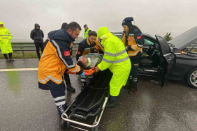 kuzey marmara otoyolunda luks otomobil tira carpti 2si agir 3 yarali 2saWeXr6.jpg