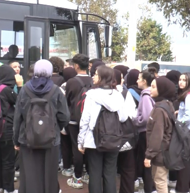 öğrenciler otobüs