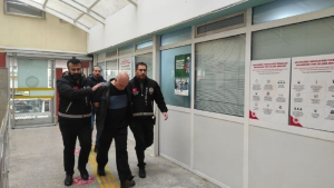 saglik calisani kuzenini oldurmustu kadin kiyafeti giydirip video cektiler yaymakla tehdit ettiler 63uDkONO.jpg