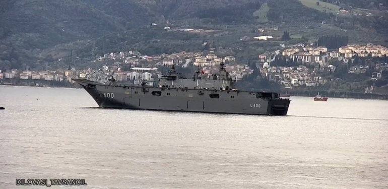 tcg anadolu tum heybetiyle izmit korfezinde hOLhSfMC.jpg
