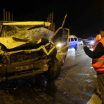 temde kamyonet kaza yapti 10 kilometre arac kuyrugu olustu ZZVz4XdT.jpg