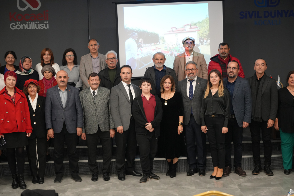 112'YE YAPILAN İHBARLARIN YARISI ASILSIZ ÇIKTI ÖLÜMLE YAŞAM ARASINDA REKOR KİLOMETRE: 2 MİLYON 578 BİN KİLOMETRE YOL KAT ETTİLER