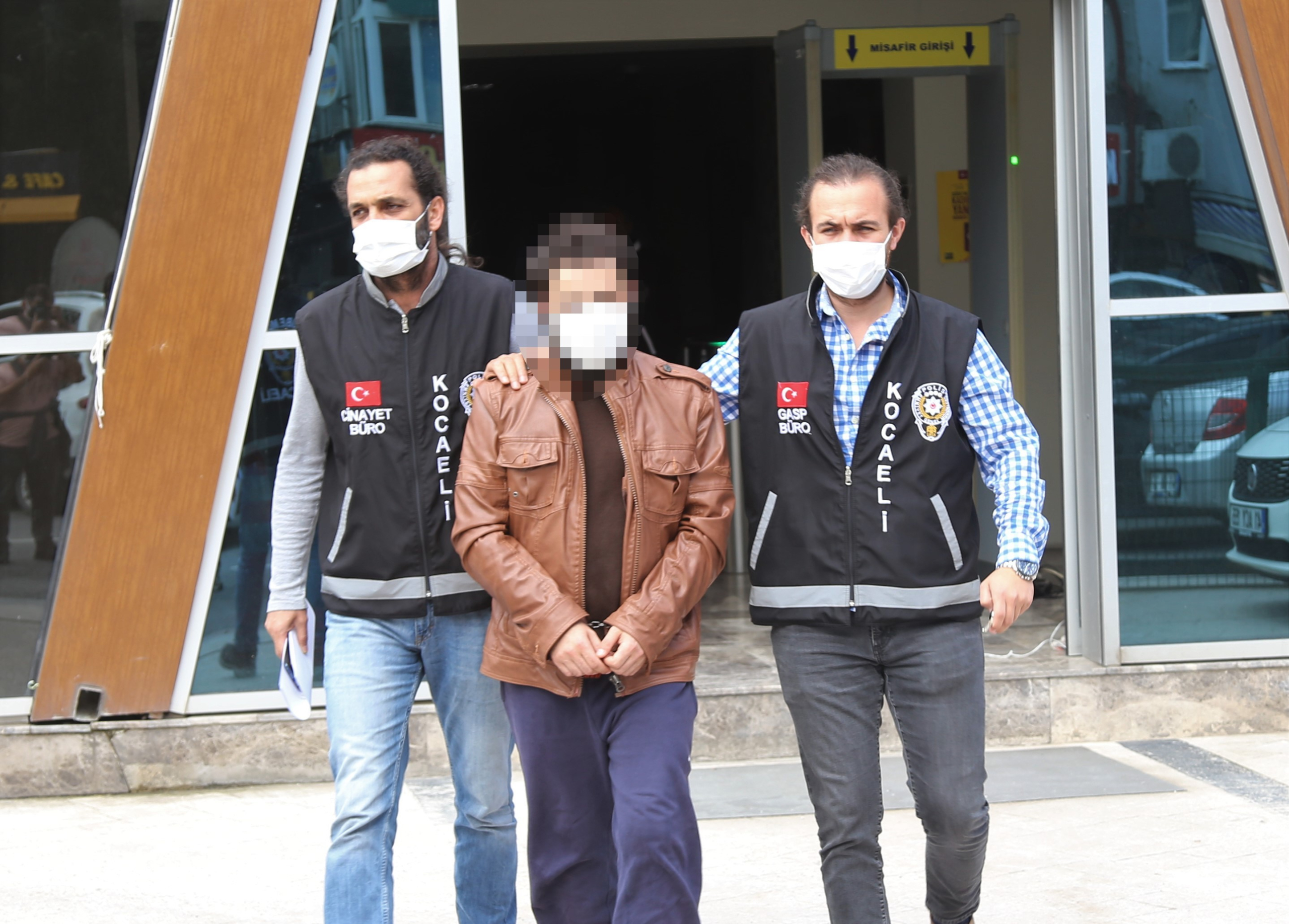 AMCASININ EŞİNİ BOĞARAK ÖLDÜREN SANIĞA MÜEBBET HAPİS